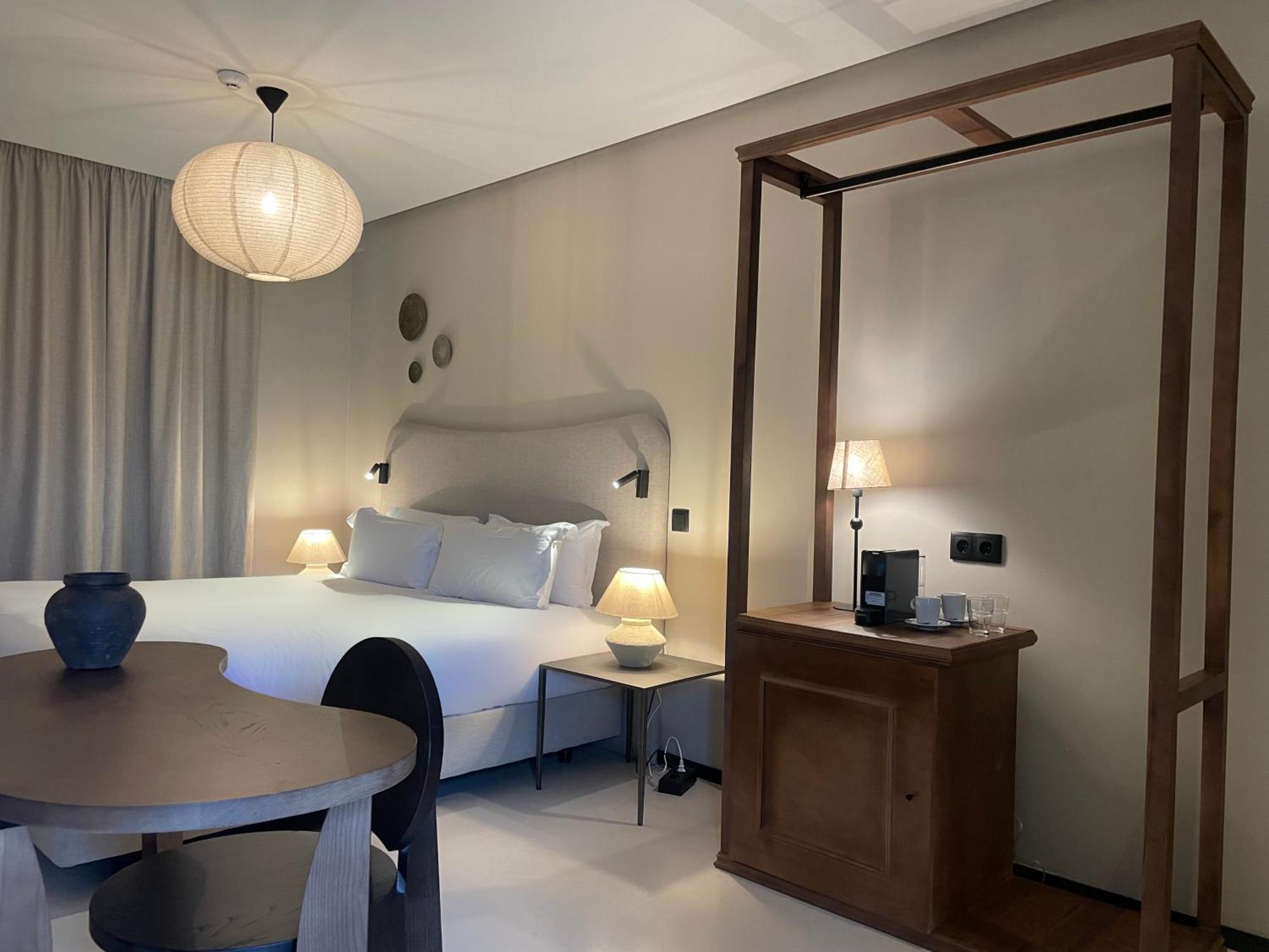 Casa Teva Boutique By Chic&basic Hotel 4*